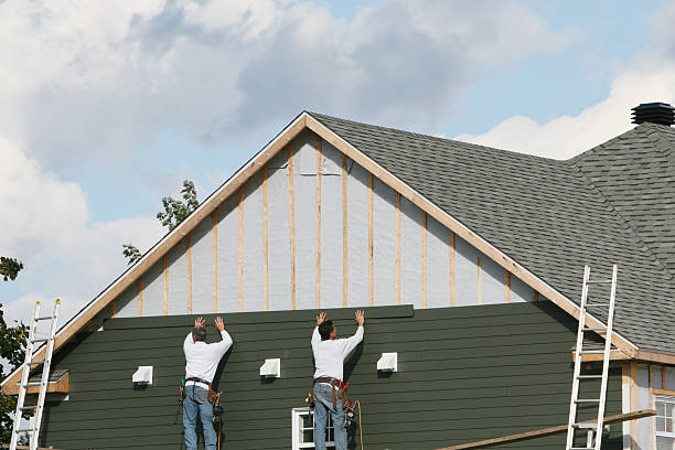 Professional Emergency Siding Repair technician working in New Straitsville, OH